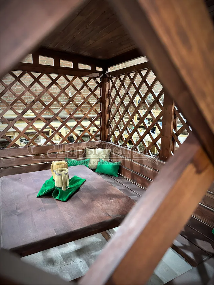 Беседка из кедра Шпалера